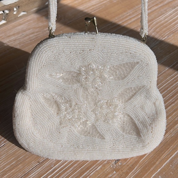 Vintage Beaded, Kiss Lock, Hand Bag / Purse - Picture 13 of 13